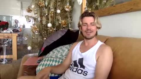 Pits13 online show from December 13, 2024, 2:16 pm