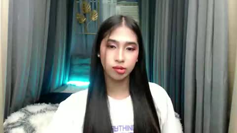 pixie_monstercock69 online show from November 14, 2025, 6:06 pm