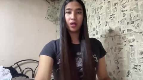 pixie_monstercock69 online show from November 17, 2025, 7:58 am