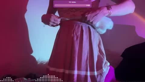 pixie_praxis online show from December 7, 2024, 7:38 am