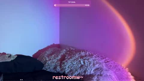 pixie_praxis online show from December 7, 2024, 10:45 am