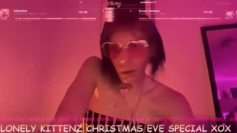 pixie_praxis online show from December 26, 2024, 9:55 am