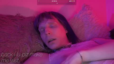 pixie_praxis online show from February 10, 2025, 11:04 am