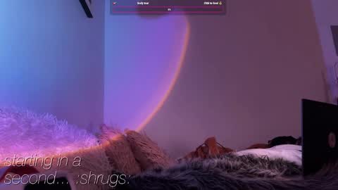 pixie_praxis online show from February 11, 2025, 12:37 pm