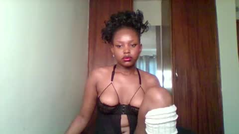 Snapshot of pixie_roman chatting on April 22, 2026, 9:22 am Majesty online show from April 22, 2026, 9:22 am