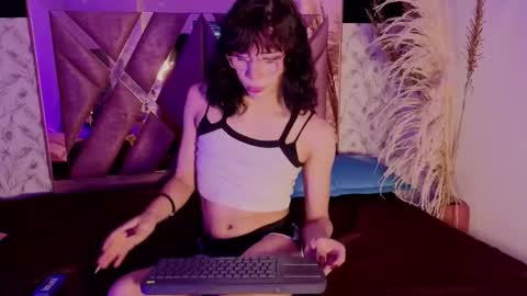 Snapshot of pixy_20 chatting on June 9, 2026, 6:41 pm cris online show from June 9, 2026, 6:41 pm