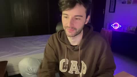 placebo14 online show from February 2, 2025, 11:11 pm