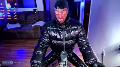 plasticme online show from September 9, 2025, 5:23 pm