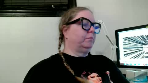 Snapshot of platinumpuzzy chatting on December 16, 2024, 11:07 pm Platinum Puzzy online show from December 16, 2024, 11:07 pm