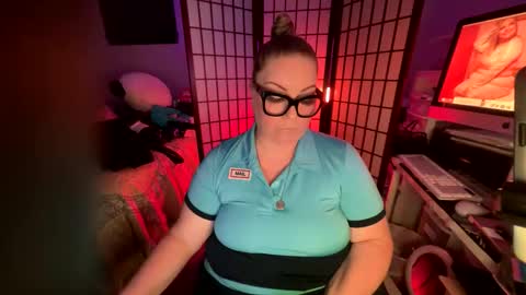 Snapshot of platinumpuzzy chatting on February 5, 2026, 5:45 am Platinum Puzzy online show from February 5, 2026, 5:45 am