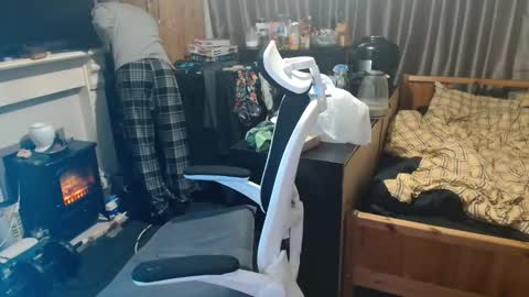 playboy_horny online show from April 26, 2026, 12:19 am