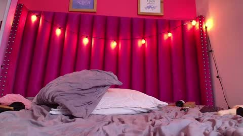 SAMARA  online show from January 21, 2025, 4:05 pm