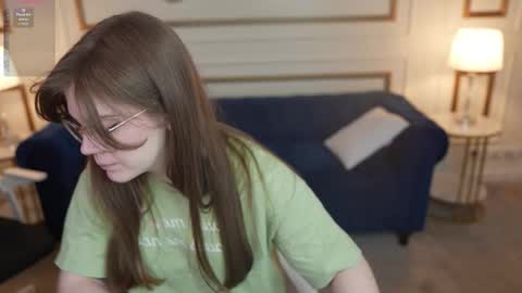 Lana online show from February 11, 2026, 11:37 am