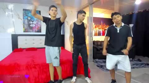   online show from March 22, 2026, 11:19 pm