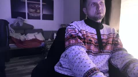 Hello ask me  . Im glad  to see you here in my room. Welcome PVT is open online show from December 23, 2024, 6:27 pm