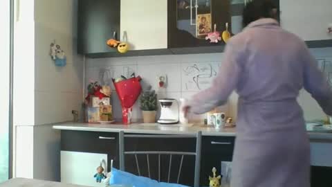 pleas3s_sweet online show from February 17, 2025, 7:37 am