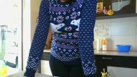 pleas3s_sweet online show from February 19, 2025, 7:28 am