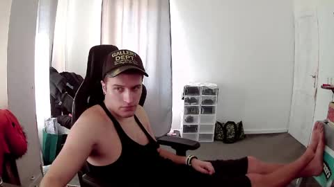 plkrisztian online show from April 7, 2026, 2:06 pm