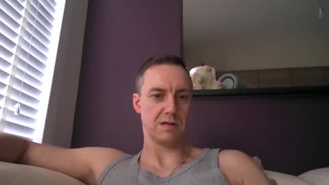 Snapshot of ploki2000 chatting on February 23, 2025, 4:02 pm Kevin online show from February 23, 2025, 4:02 pm