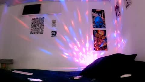    online show from May 22, 2026, 1:35 am