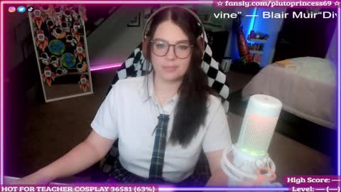 Pluto Princess online show from September 25, 2025, 4:05 am