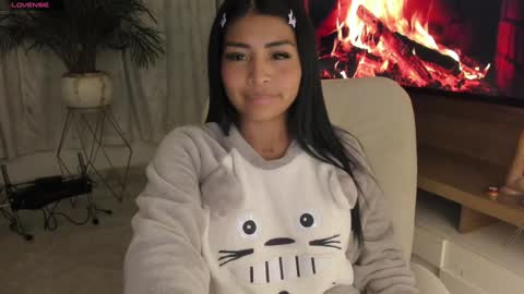 Snapshot of pocahontas_cute chatting on January 25, 2025, 9:26 am Nicole online show from January 25, 2025, 9:26 am