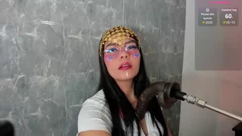 pocahonta online show from June 9, 2026, 2:45 am
