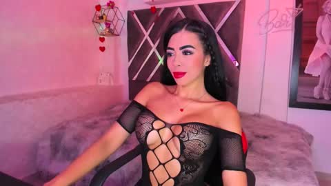 I dream of having many followers online show from October 8, 2025, 11:19 am