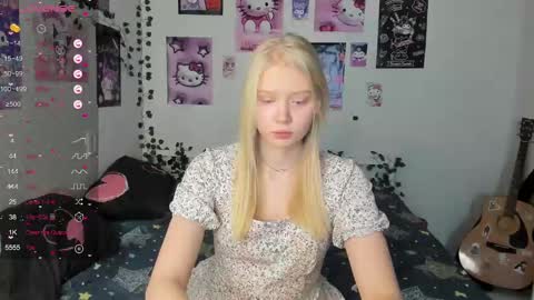 Snapshot of pocet_barbie chatting on January 30, 2025, 3:22 am Mary online show from January 30, 2025, 3:22 am
