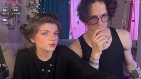 Snapshot of pocket_lovers chatting on January 8, 2025, 9:32 am Cute Sofia and Handsome Richy online show from January 8, 2025, 9:32 am