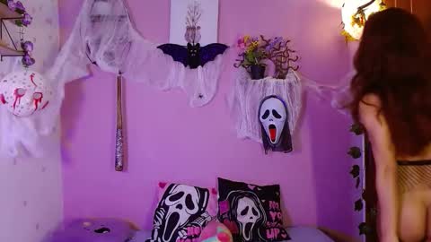 poison_liv online show from October 6, 2025, 1:41 pm