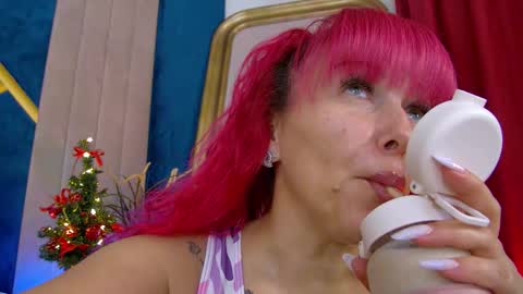 poison_milf_ online show from December 17, 2025, 4:51 am