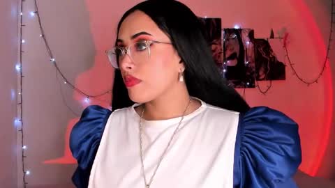 Willow                      Hours 12pm to 630pm Colombian time FRIDAY AND SUNDAY FREE DAYS online show from November 29, 2025, 6:00 pm