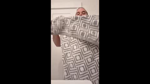 Snapshot of pokegaymer69 chatting on January 17, 2026, 12:48 am Pokegaymer69 online show from January 17, 2026, 12:48 am