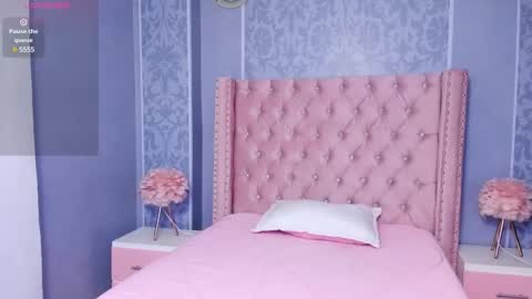 PAOLA or pola online show from February 20, 2025, 11:09 am
