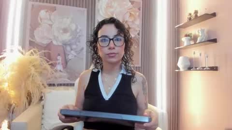PAOLA or pola online show from September 13, 2025, 9:20 am