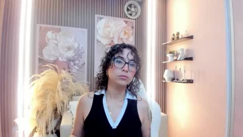 PAOLA or pola online show from September 24, 2025, 10:18 am