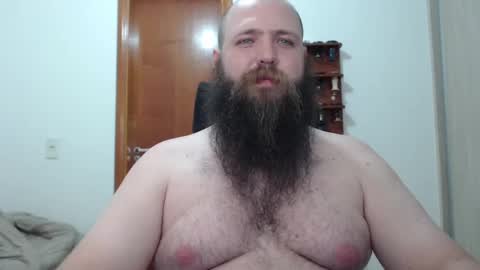 Snapshot of polar_bear91 chatting on February 17, 2025, 12:54 am Bear online show from February 17, 2025, 12:54 am