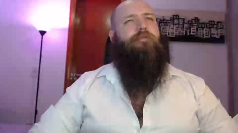 Snapshot of polar_bear91 chatting on March 7, 2025, 2:15 am Bear online show from March 7, 2025, 2:15 am