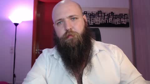 Snapshot of polar_bear91 chatting on March 12, 2025, 2:20 am Bear online show from March 12, 2025, 2:20 am