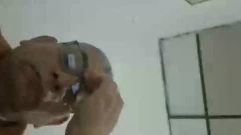 poli online show from October 4, 2025, 2:20 am