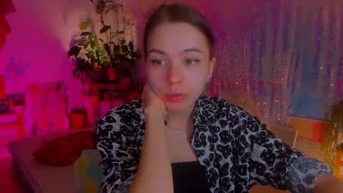 Snapshot of poli__ chatting on January 20, 2025, 12:04 am Martha online show from January 20, 2025, 12:04 am