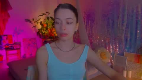 Snapshot of poli__ chatting on February 26, 2025, 9:58 pm Martha online show from February 26, 2025, 9:58 pm