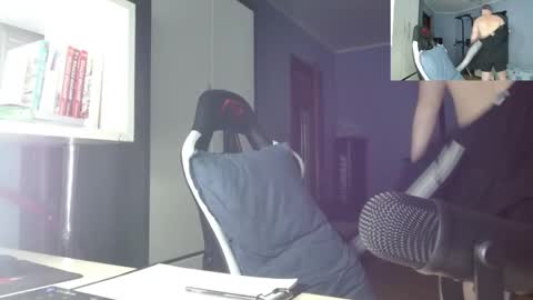 Poliglot online show from November 30, 2025, 12:42 pm