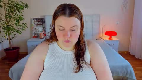 Polina online show from May 24, 2026, 2:44 pm