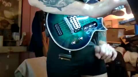 jaws online show from October 21, 2025, 2:56 am