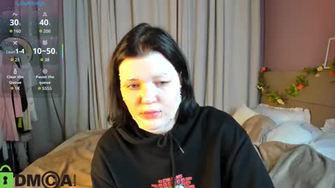 Polly online show from October 12, 2025, 1:48 am
