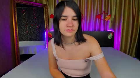 Polly online show from October 21, 2025, 12:06 pm