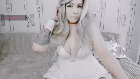 Snapshot of polly_wow chatting on June 11, 2026, 8:01 am Polly online show from June 11, 2026, 8:01 am