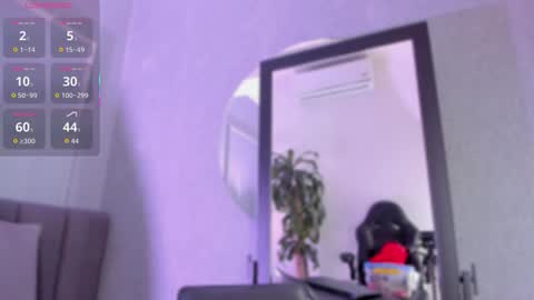 POLLY online show from November 26, 2025, 10:05 am